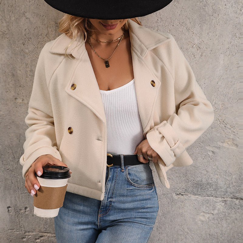 Damen kurze Plüschjacke im modischen Oversized-Stil Stalluxe