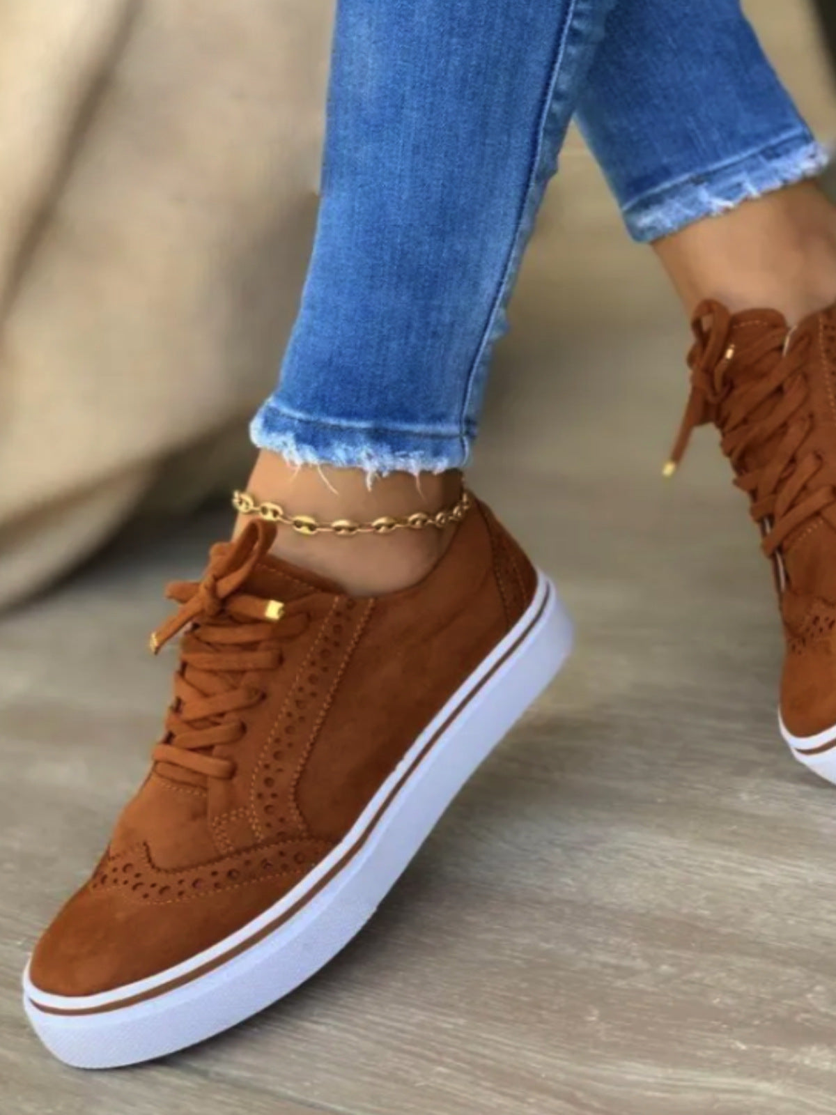 Damen Sneaker mit modischem Textilobermaterial und dämpfender Sohle Stalluxe