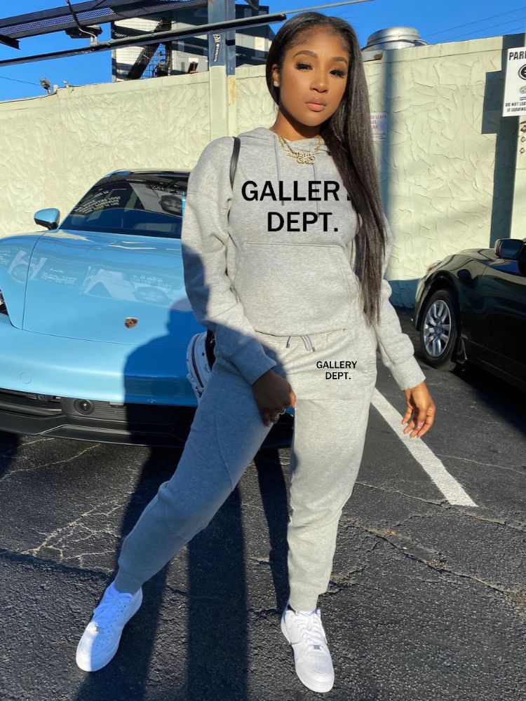 Damen Kombisportanzug mit Hoodie und Jogginghose Stalluxe