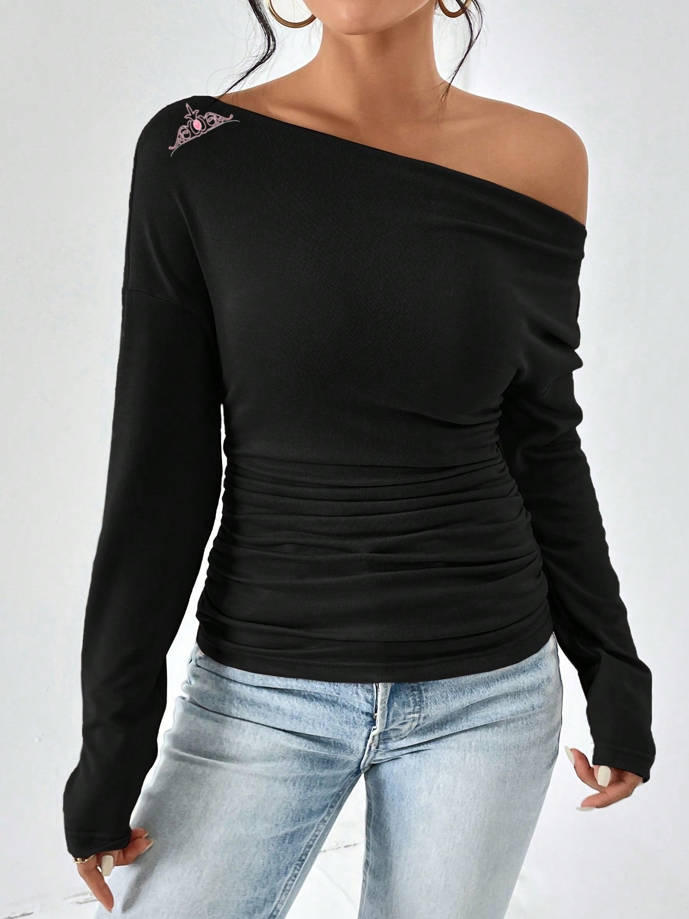 Damen figurbetontes Langarmtop mit asymmetrischem Ausschnitt und Raffungen Stalluxe