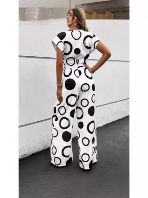 Damen Modischer Wide-Leg Jumpsuit mit Bindegürtel und grafischem Muster Stalluxe
