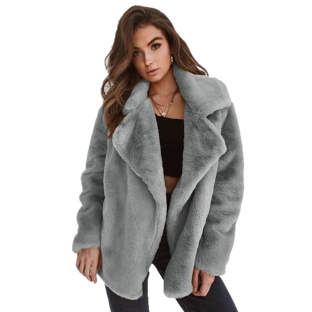 Damen Plüschige Oversized Jacke mit umschlagbarem Kragen und dezentem Schnitt Stalluxe
