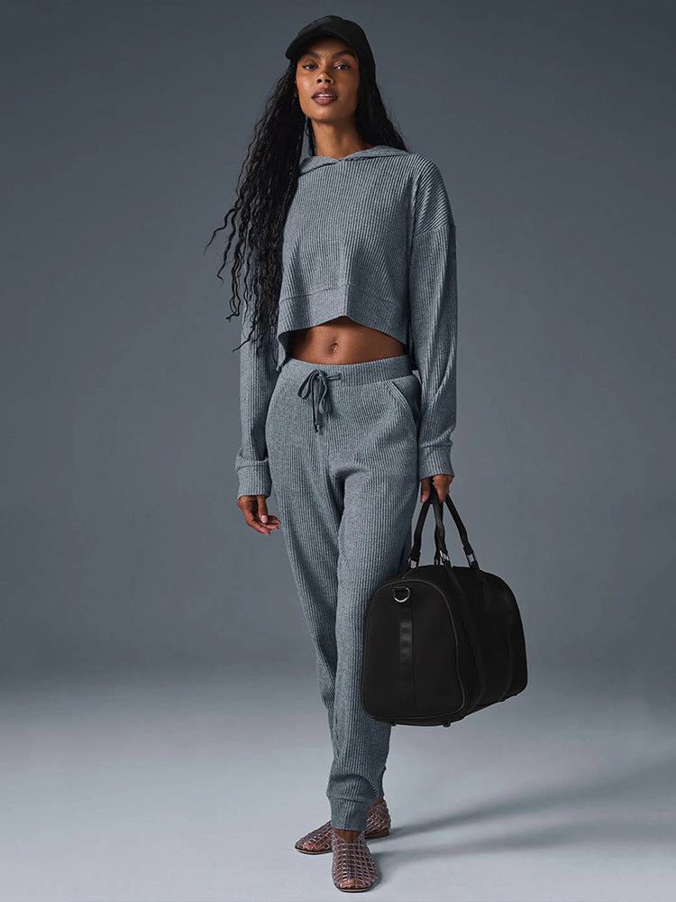 Damen lässiger cropped Hoodie und feine Jogginghose Stalluxe