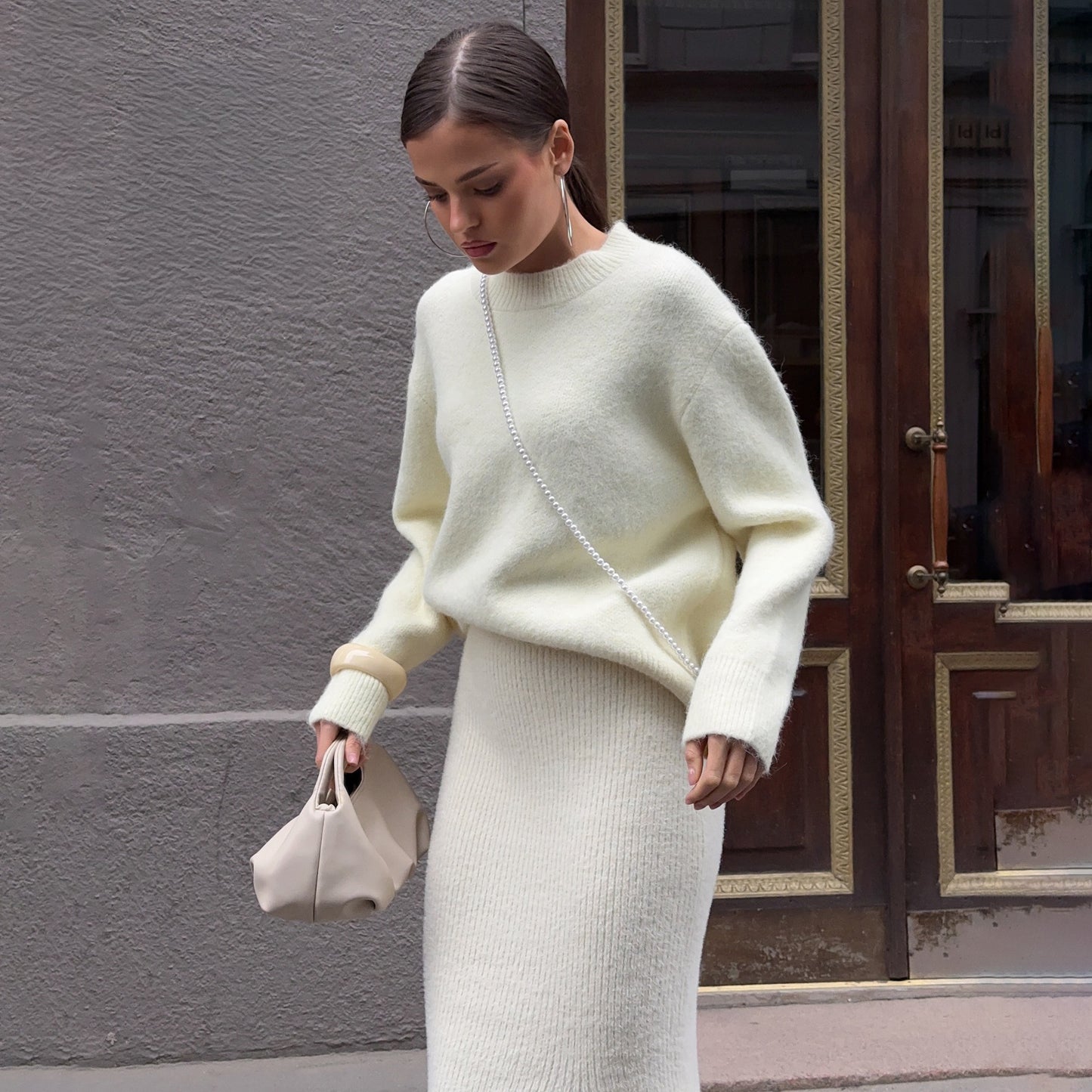 Damen Sweater-Rock-Outfit Stalluxe