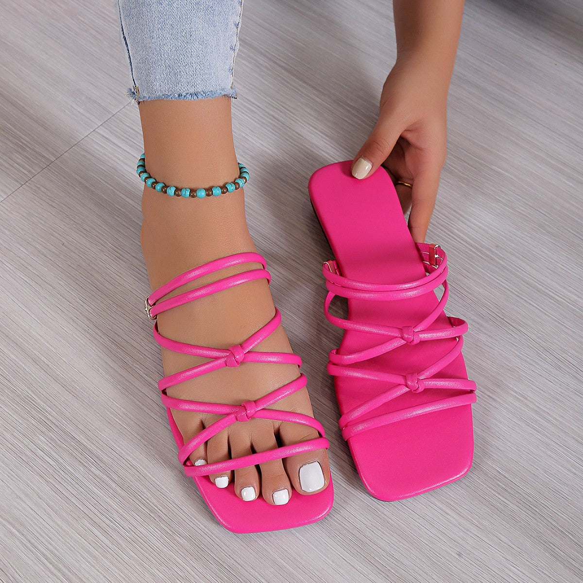 Damen Riemchensandalen mit modischem Schnürdesign und bequemem Fußbett Stalluxe