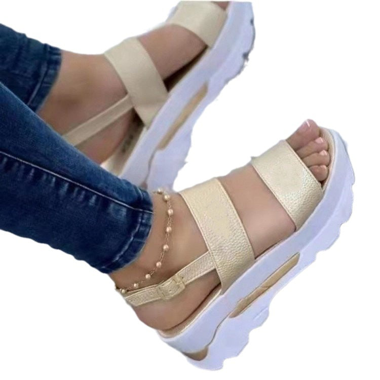Damen Plattform-Sandalen mit breiten verstellbaren Riemen und rutschfester Sohle Stalluxe