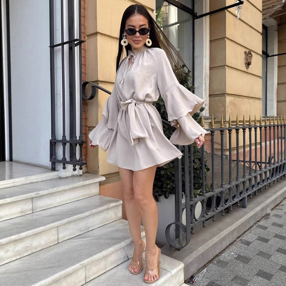 Damen lässiges Kleid mit voluminösen Ärmeln und Taillengürtel Stalluxe