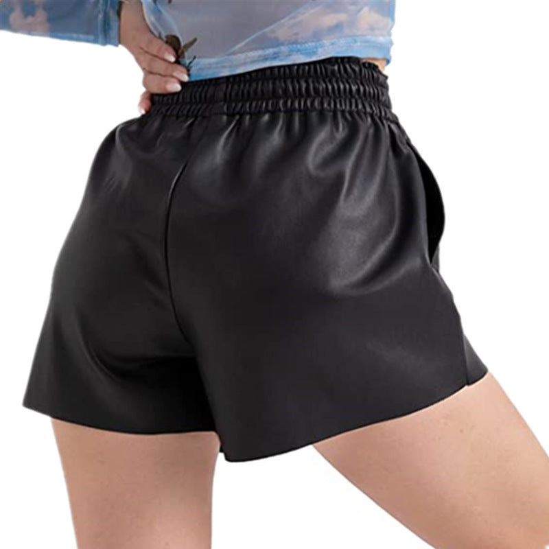 Damen lässige Shorts aus innovativem Kunstleder mit elastischem Bund und praktischen Knopfdetails Stalluxe