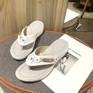 Damen Modefreundliche Zehentrenner-Sandalen mit ergonomischem Fußbett und modischen Akzenten Stalluxe