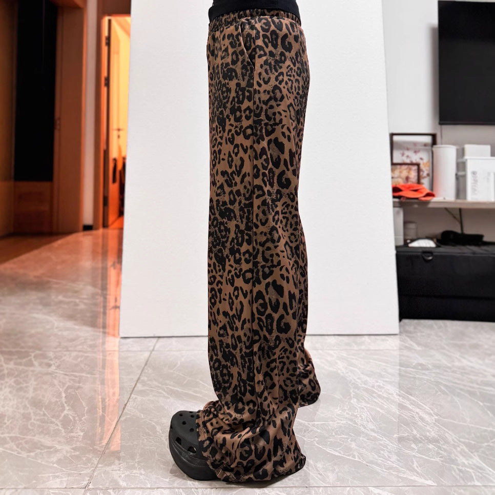Damen Freizeithose im tierischen Druck Stalluxe