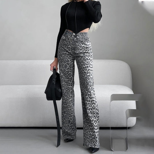 Damen Flared Jeans im trendigen Leopardenmuster mit hohem Bund Stalluxe