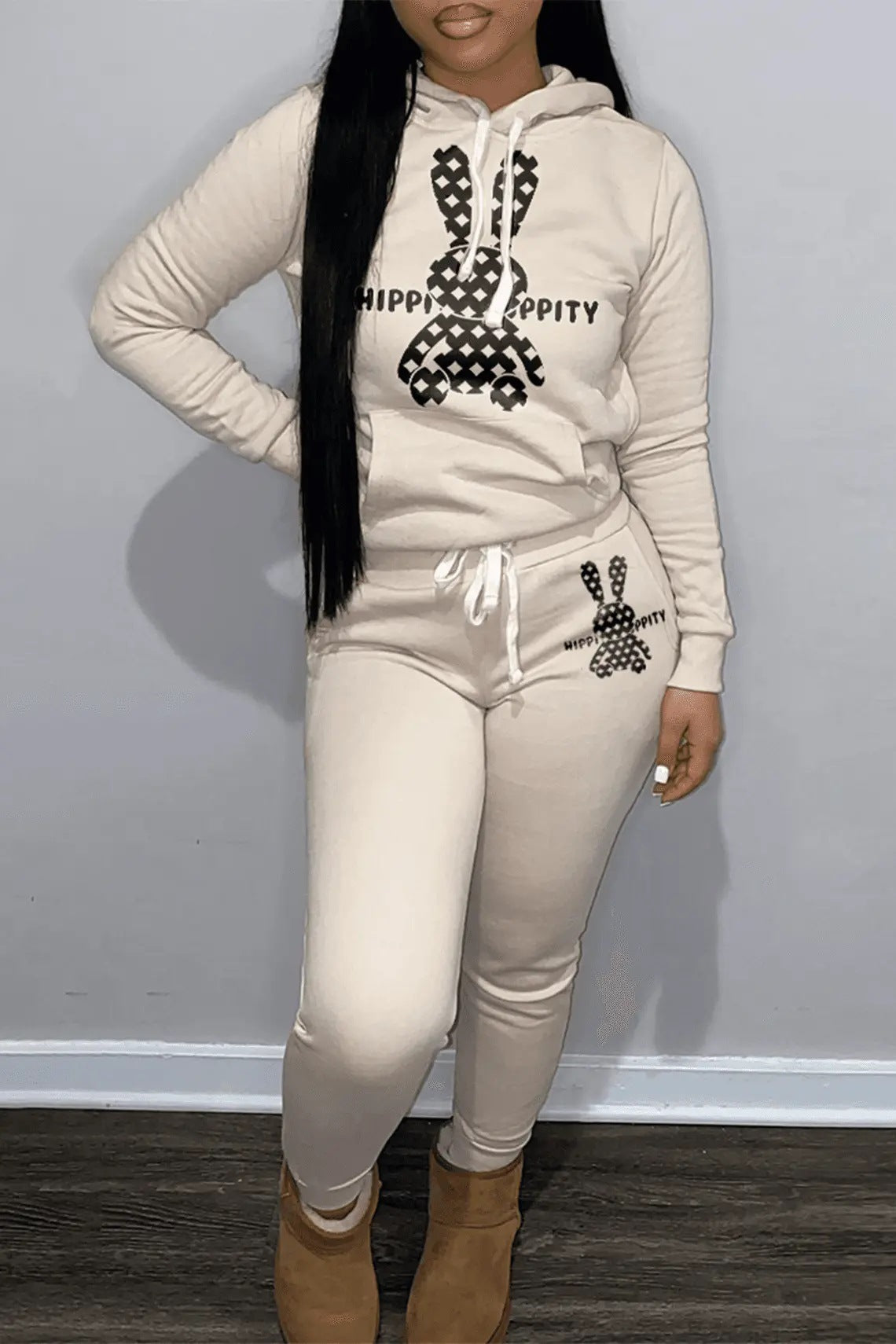 Damen Sweatshirt und Jogginghose Set mit niedlichem Kaninchenmotiv Stalluxe