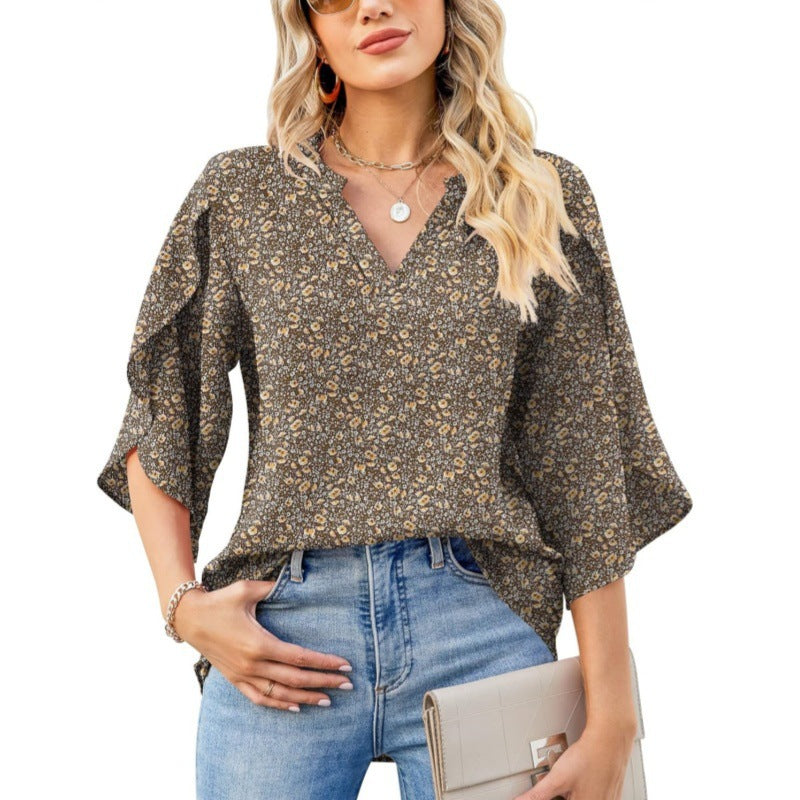 Women's Floral Print V-Neck Blouse Stalluxe
