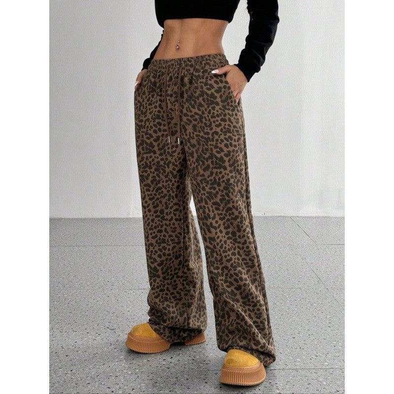 Damen weite Freizeithose mit Leo-Muster Stalluxe