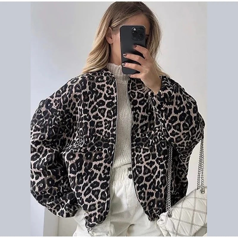 Damen Bomberjacke im modischen Leopardenmuster Stalluxe