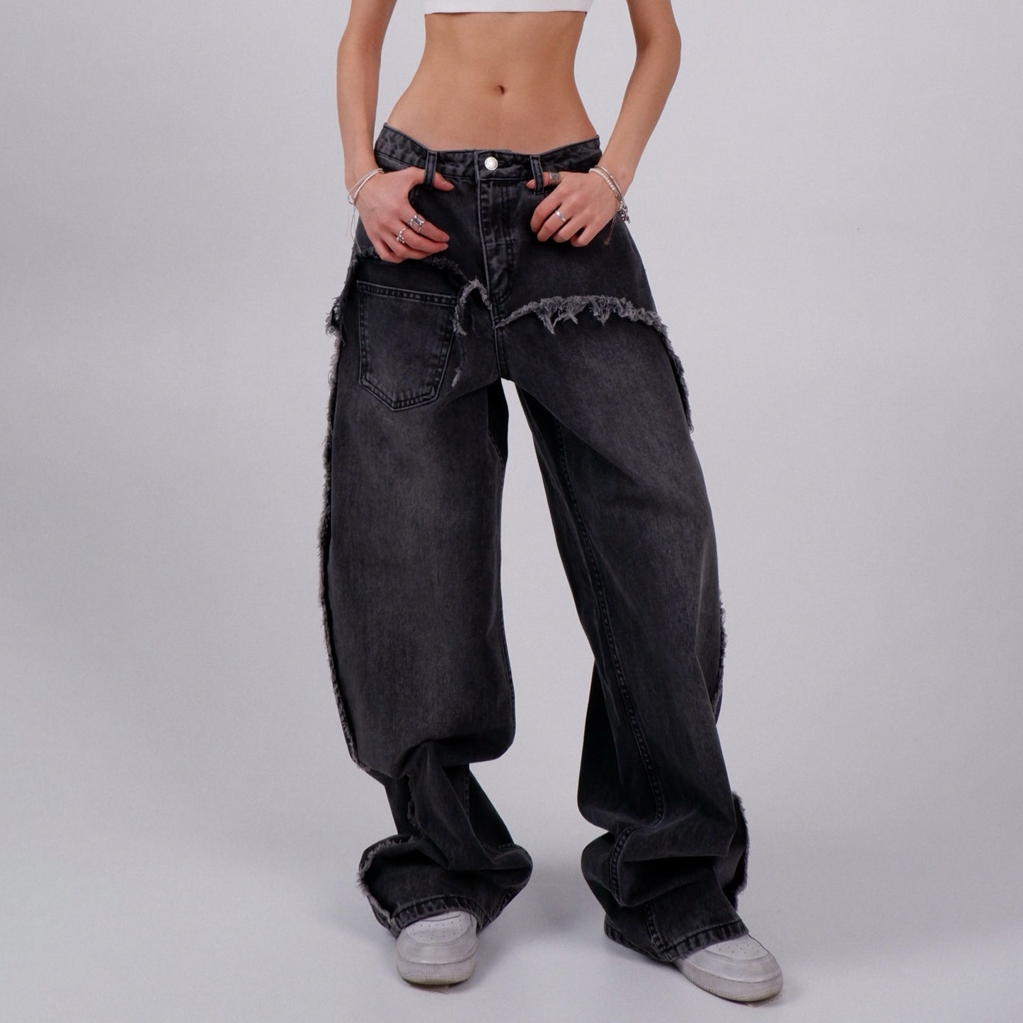 Damen Distressed Wide-Leg Jeans mit fransigen Abschlüssen Stalluxe