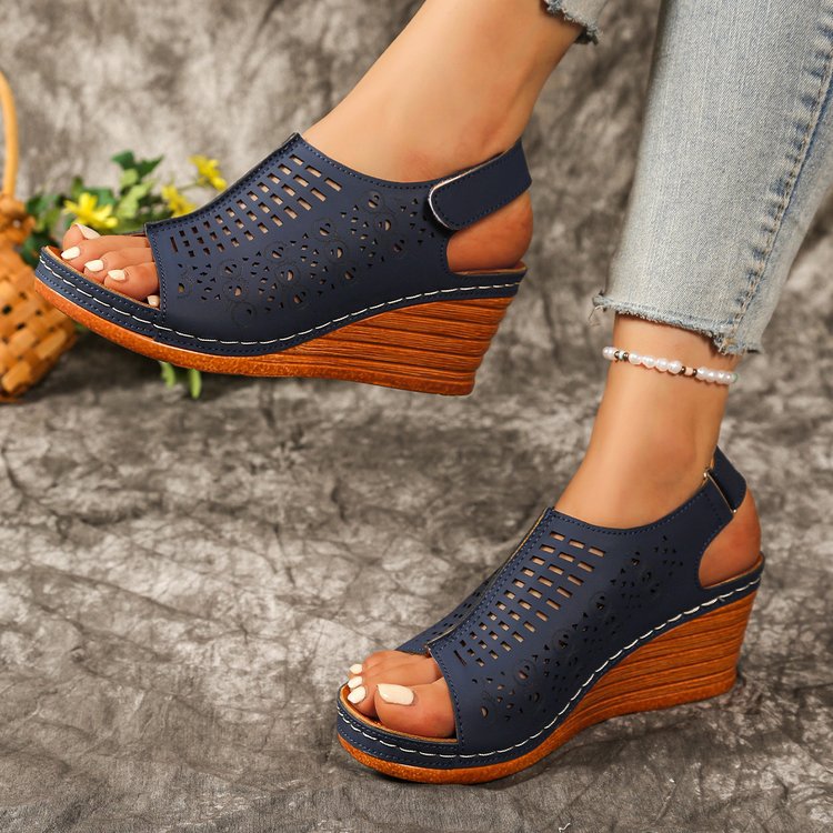 Damen offene Wedge-Sandalen mit luftiger Oberflächenstruktur und ergonomischem Fußbett Stalluxe