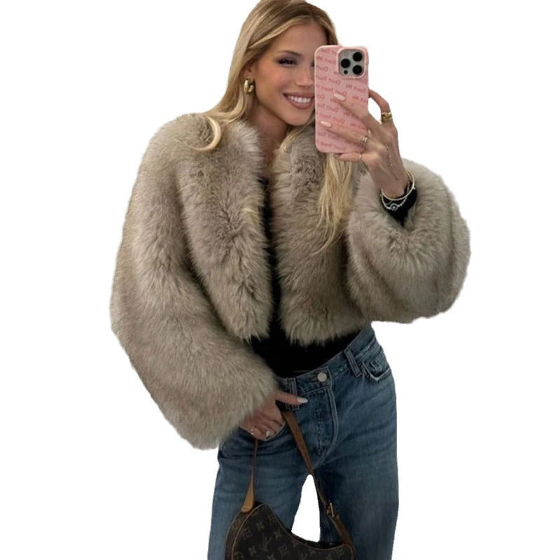 Damen Elegante und stilvolle Jacke aus Kunstfell Stalluxe