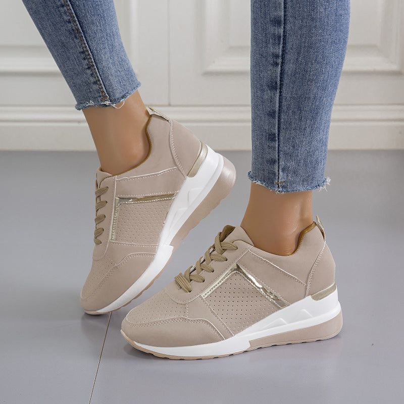 Damen Sportliche Sneakers mit atmungsaktiver Netzstruktur und modischem Metallic-Detail Stalluxe
