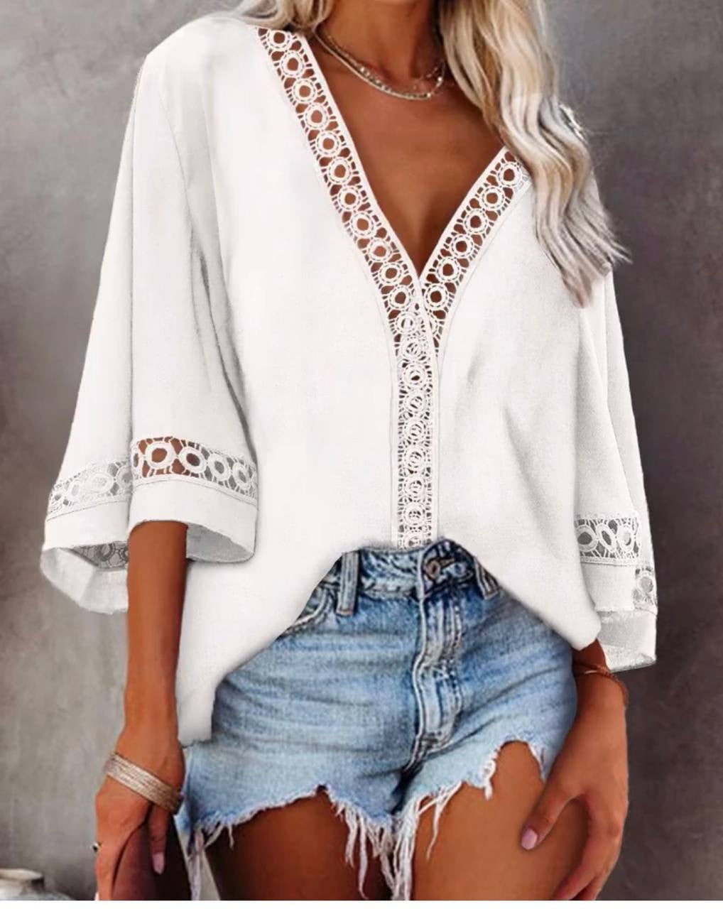 Damen Elegante Bluse mit Spitzen- und V-Ausschnitt Stalluxe