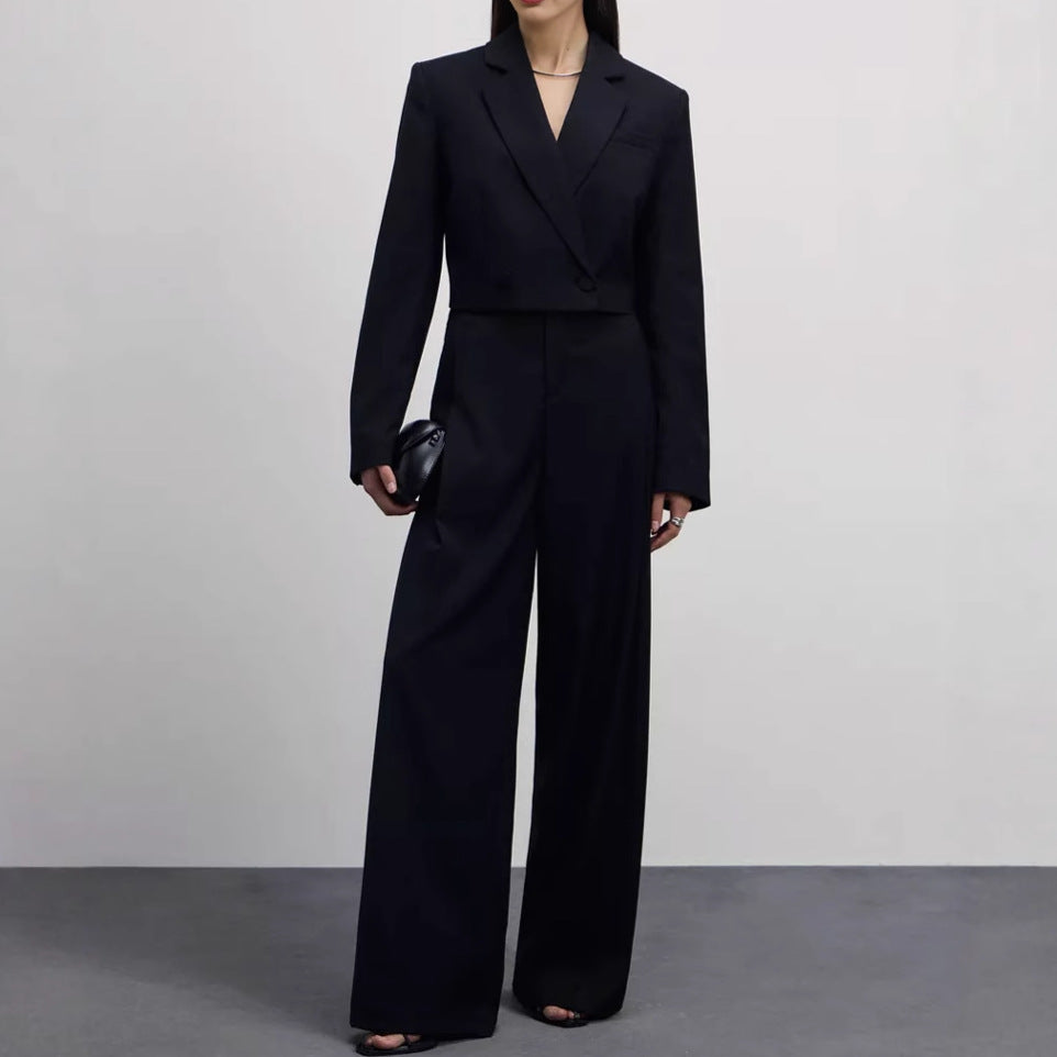 Damen modernes Blazer-Hosen-Set mit cropped Schnitt und weitem Bein Stalluxe