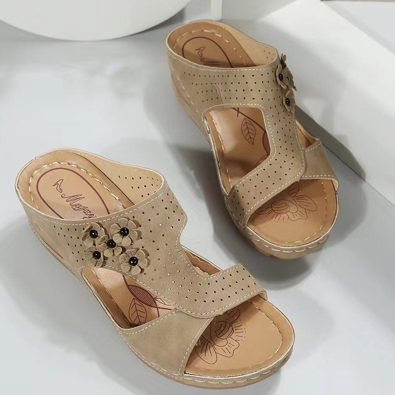 Damen leichte Sommerschuhe mit geschlossener Ferse und modischem Schlange-Leder-Design Stalluxe