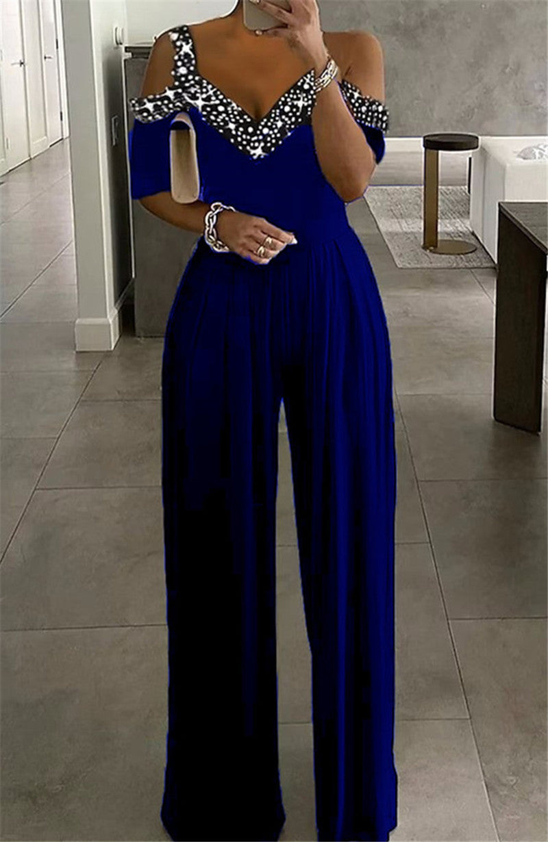 Damen eleganter Jumpsuit mit schulterfreier Gestaltung und glitzerndem Dekolleté Stalluxe