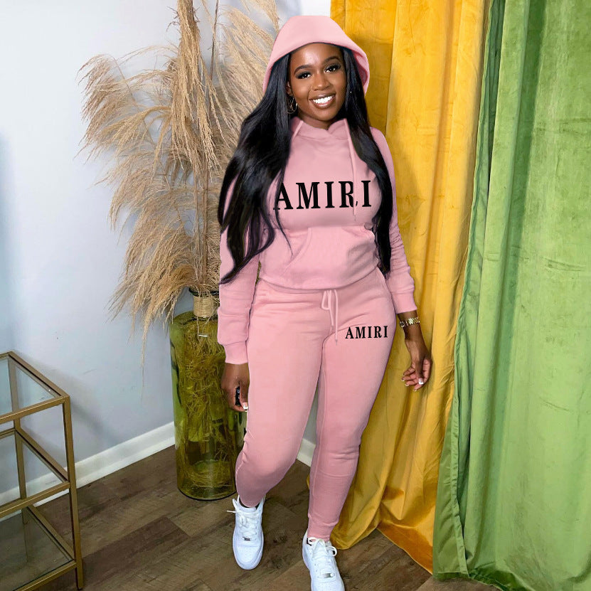 Damen Jogginganzug mit modernem Logo Stalluxe
