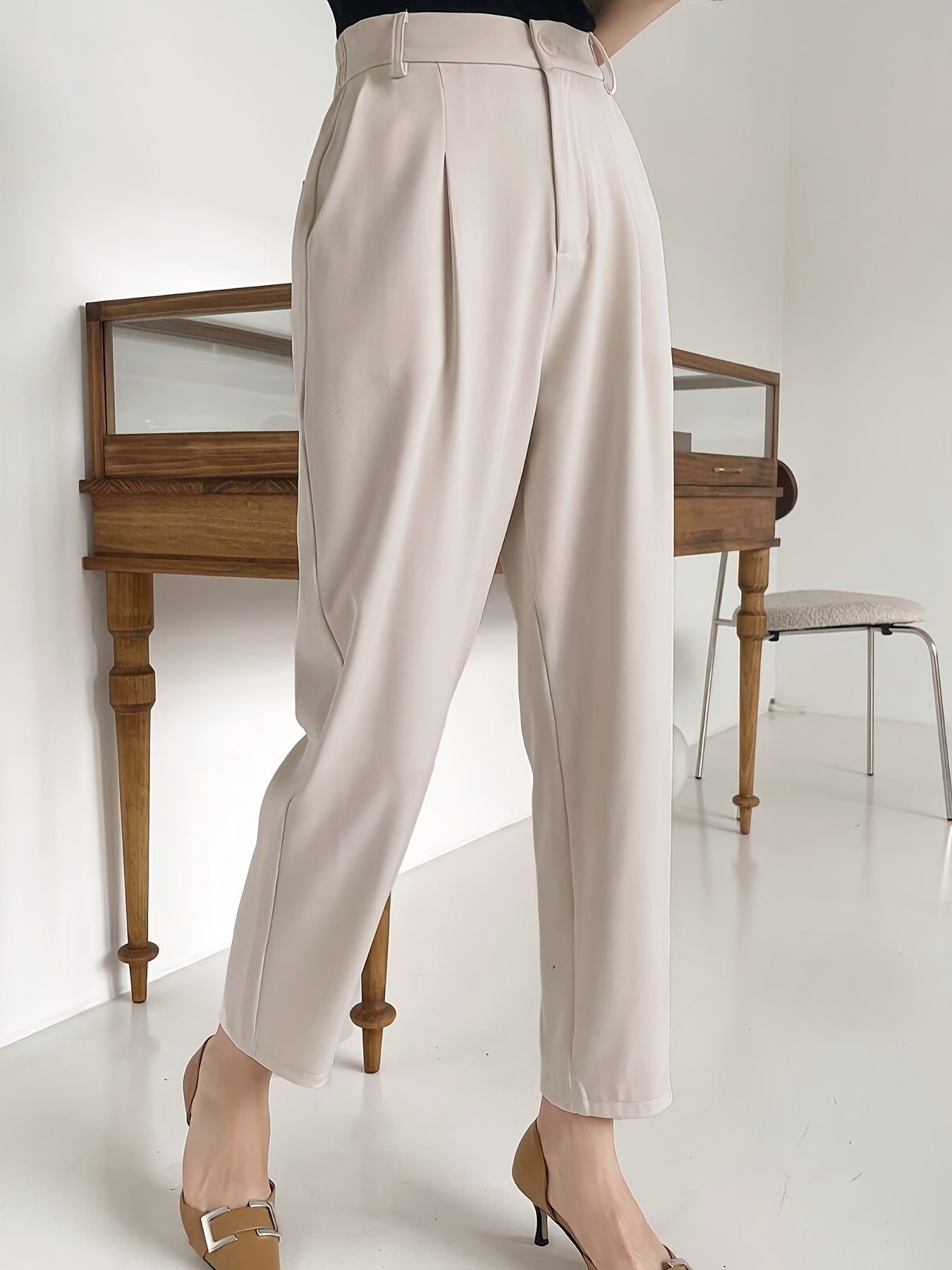 Damen Elegante hochtaillierte Bundfaltenhose aus hochwertigem Material Stalluxe
