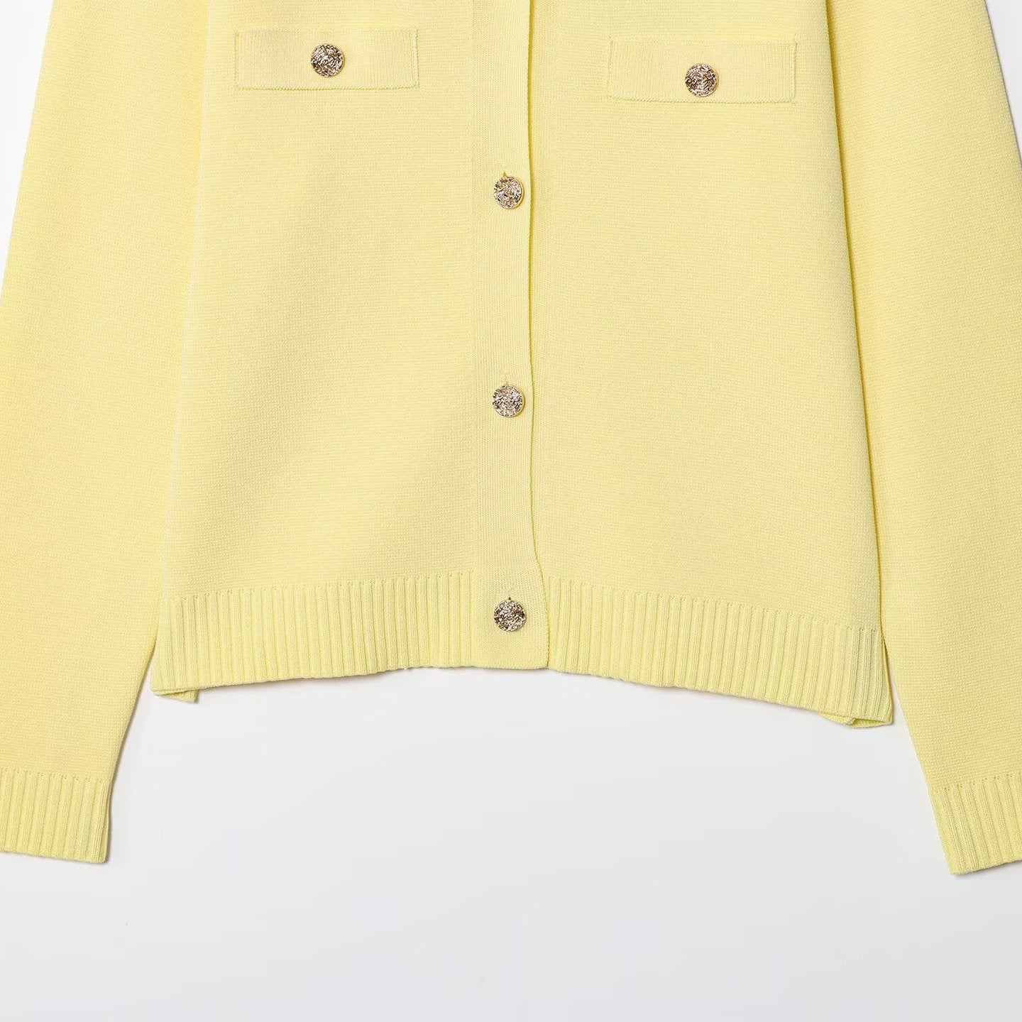 Damen Strickjacke mit elegantem Knopfdesign und praktischen Taschen Stalluxe