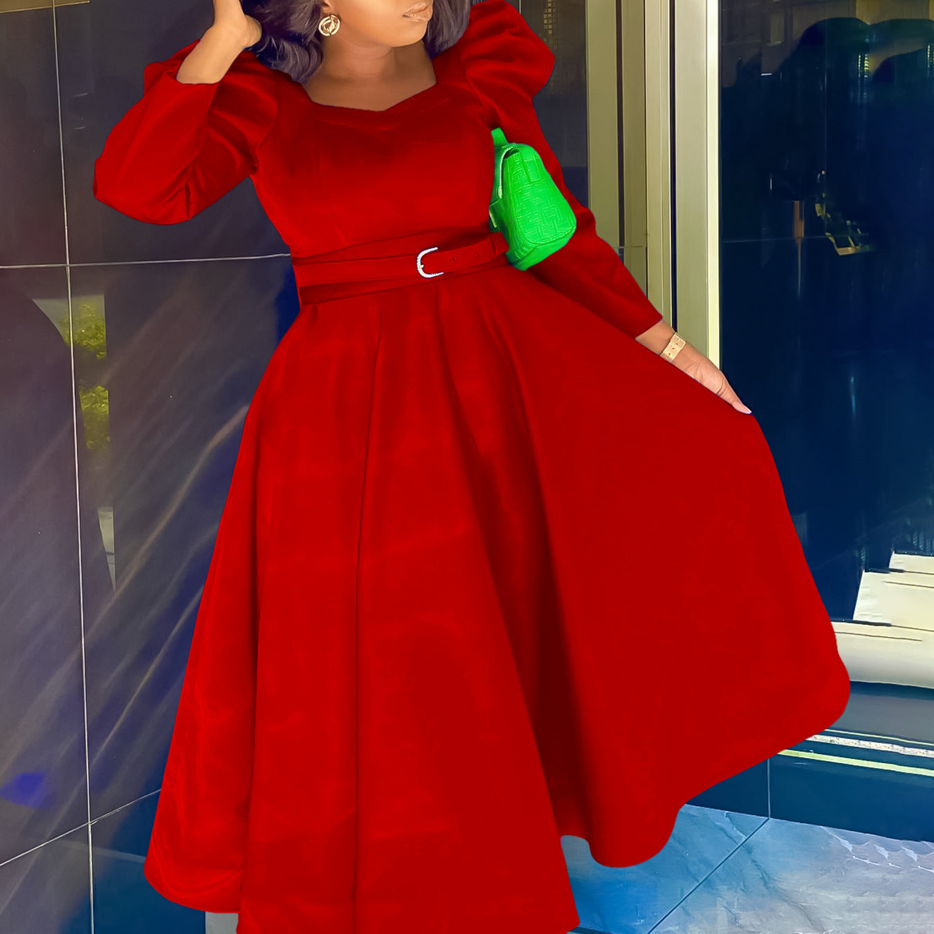 Damen Midikleid mit eleganten Puffärmeln und Gürtel Stalluxe
