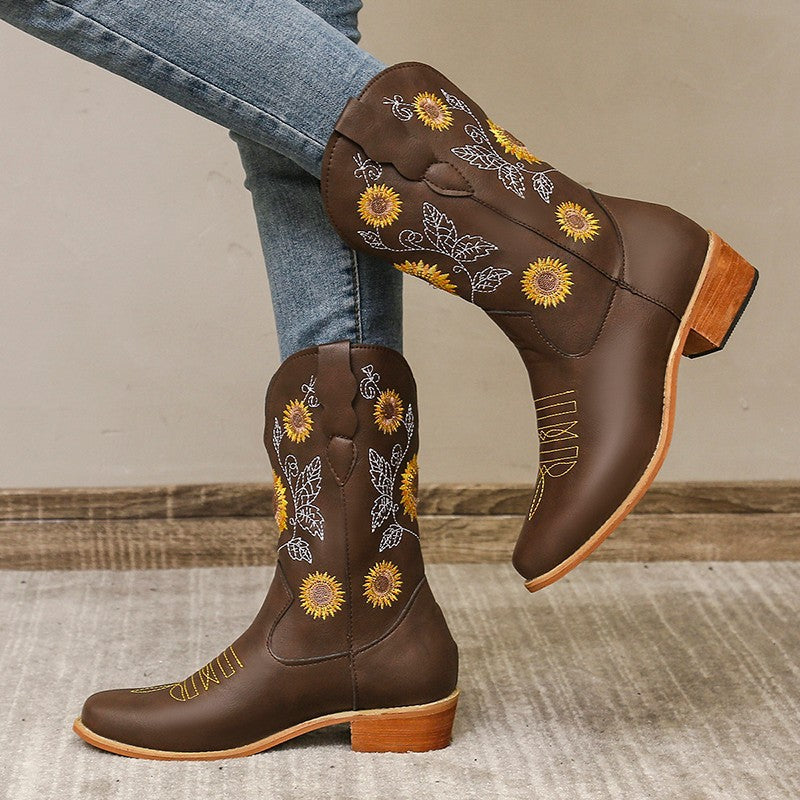 Damen trendige Cowboystiefel mit floralen Stickereien Stalluxe