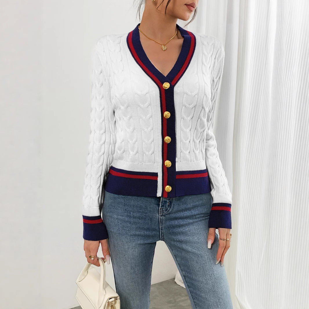 Damen Strickjacke mit klassischen Zopfmuster und kontrastierenden Akzenten Stalluxe