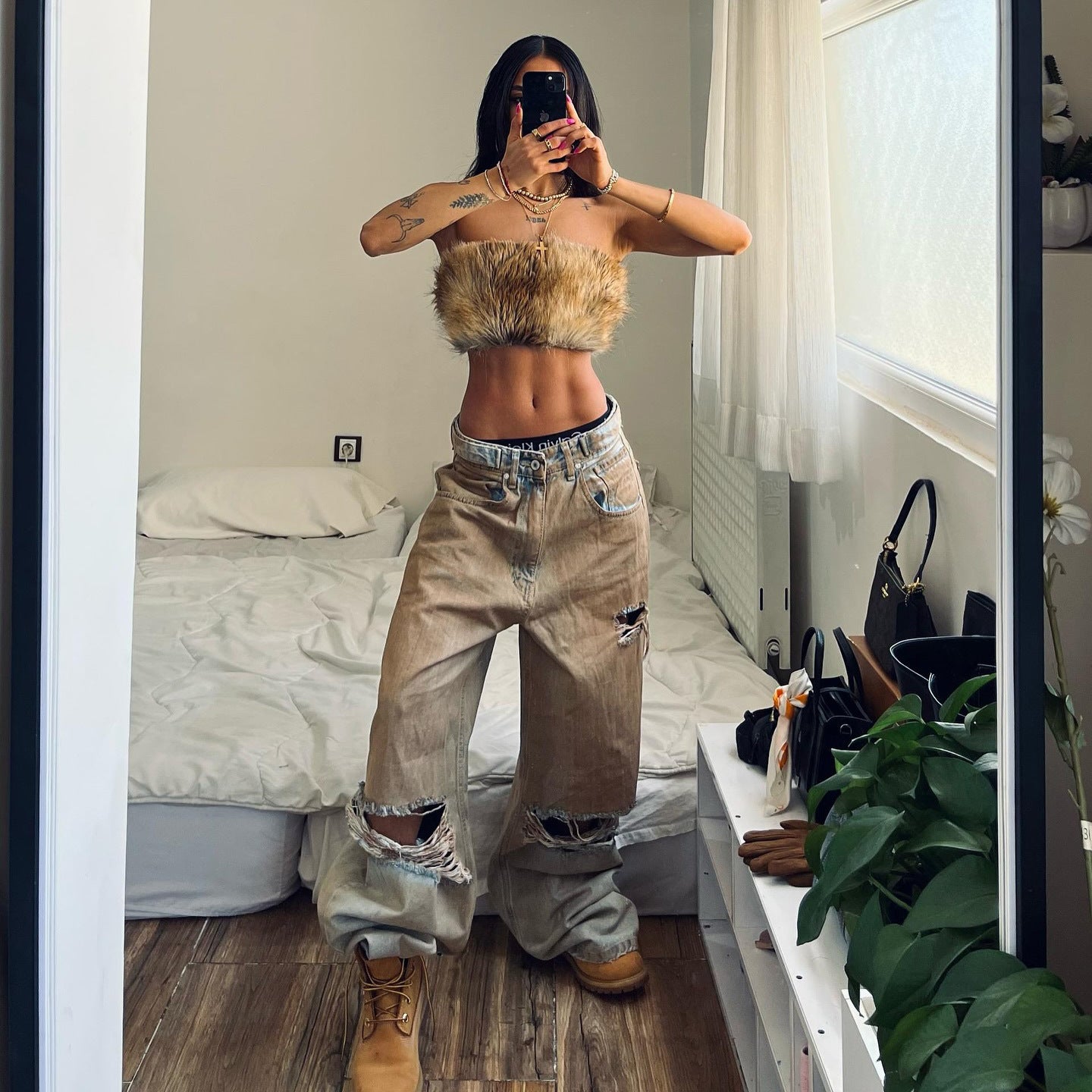Damen Baggy Jeans mit ausgefranstem Saum und used Look Stalluxe