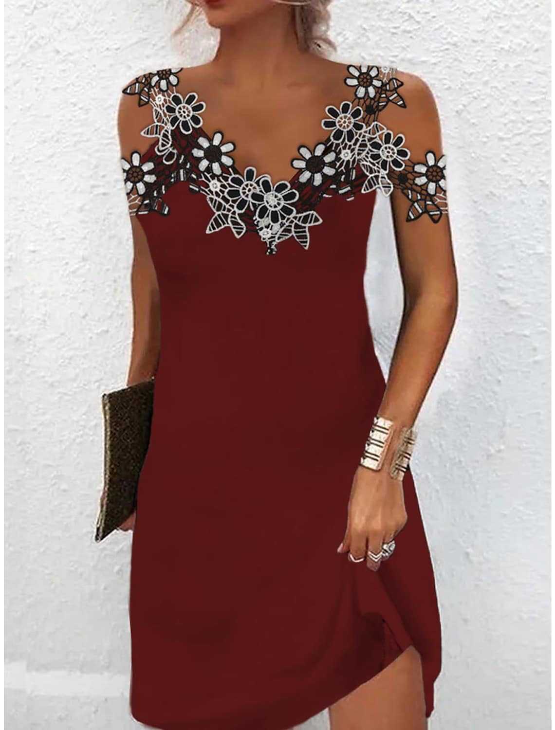 Damen Elegantes Kleid mit Spitzenbesatz Stalluxe
