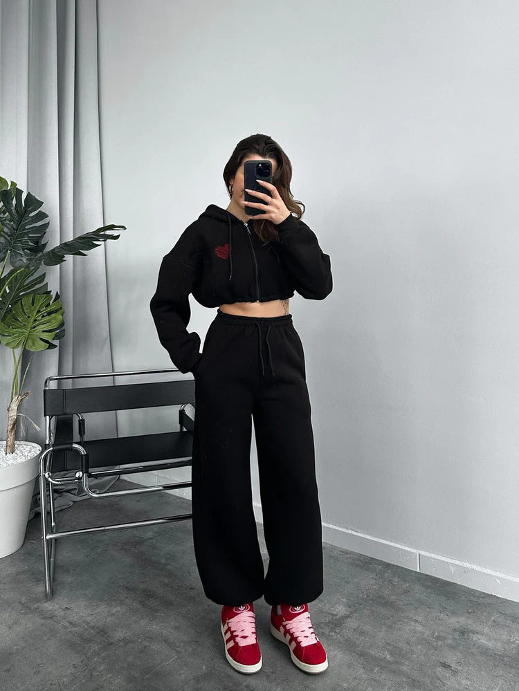 Damen cropped Kapuzenpullover und entspannte Jogginghose Set Stalluxe