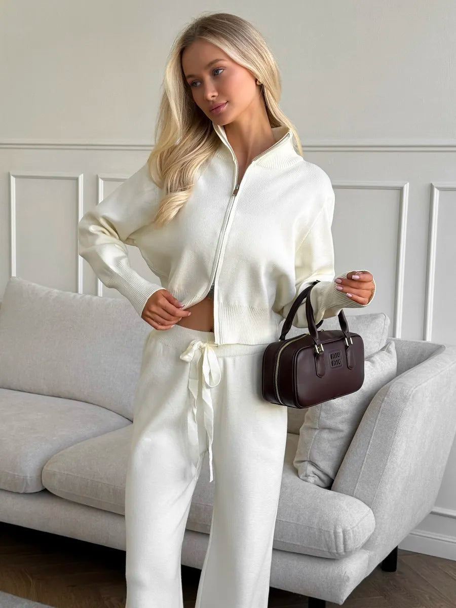 Damen gemütlicher Fleece-Jogginganzug mit eleganter Kapuze und praktischen Taschen Stalluxe