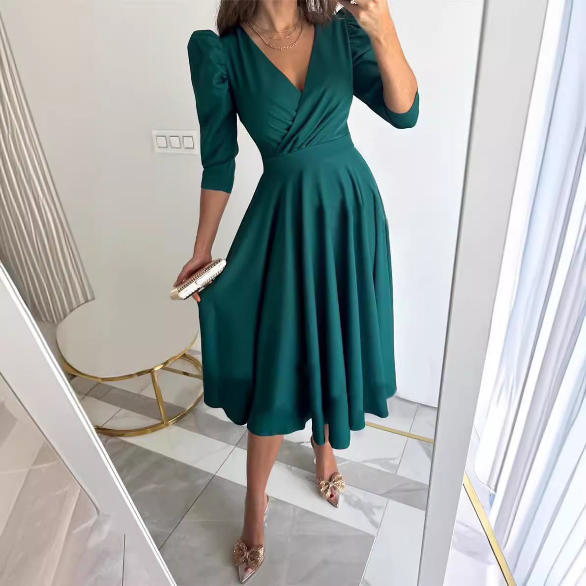 Damen A-Linien Kleid mit eleganten Puffärmeln und V-Ausschnitt Stalluxe
