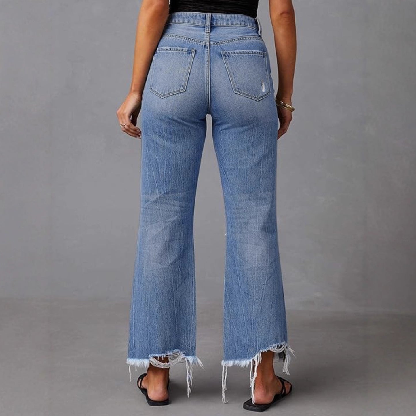 Damen Flared Jeans mit ausgefallenem Destroyed-Effekt Stalluxe