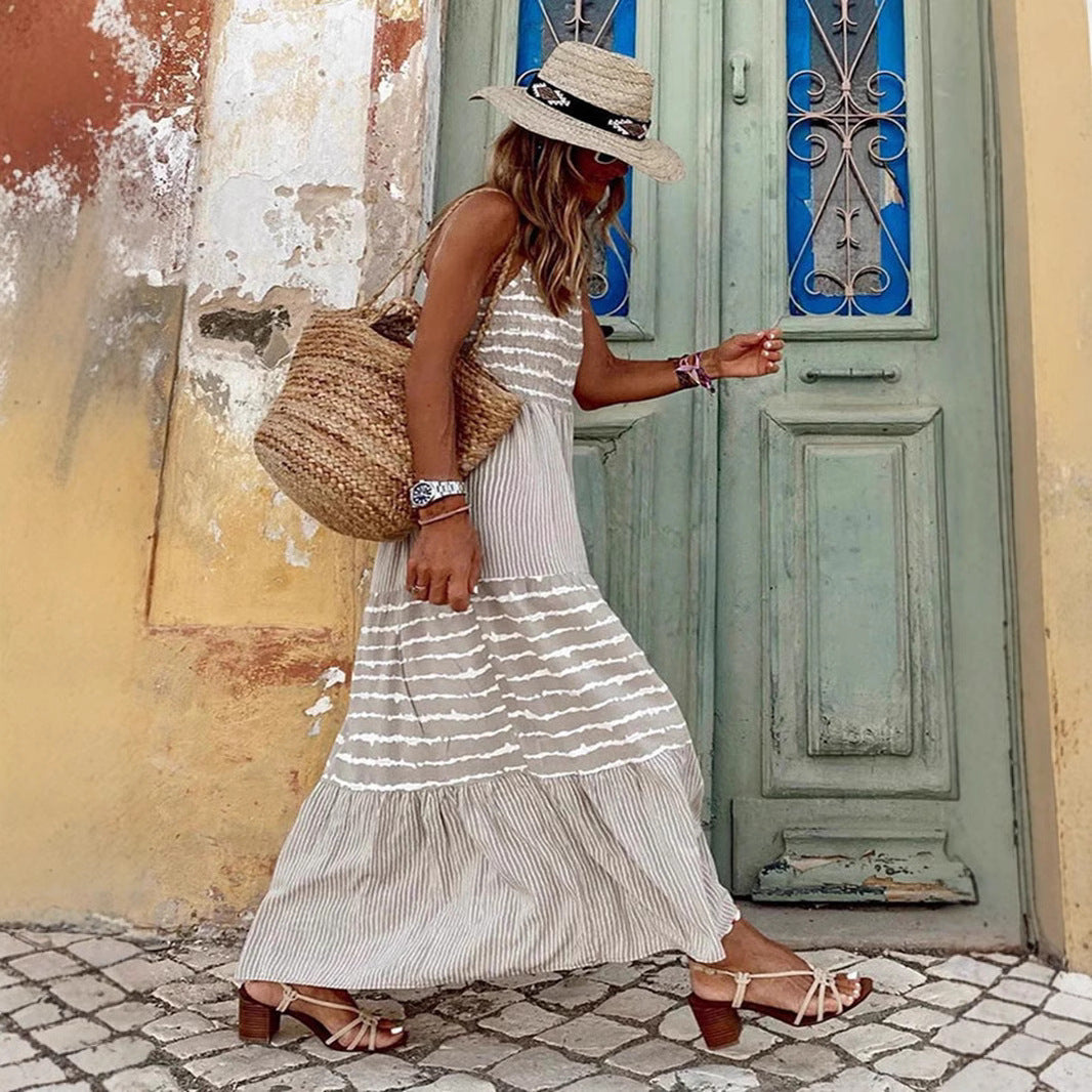 Damen Sommerliches Maxikleid mit gestreiftem Design und komfortablem Rückenausschnitt Stalluxe