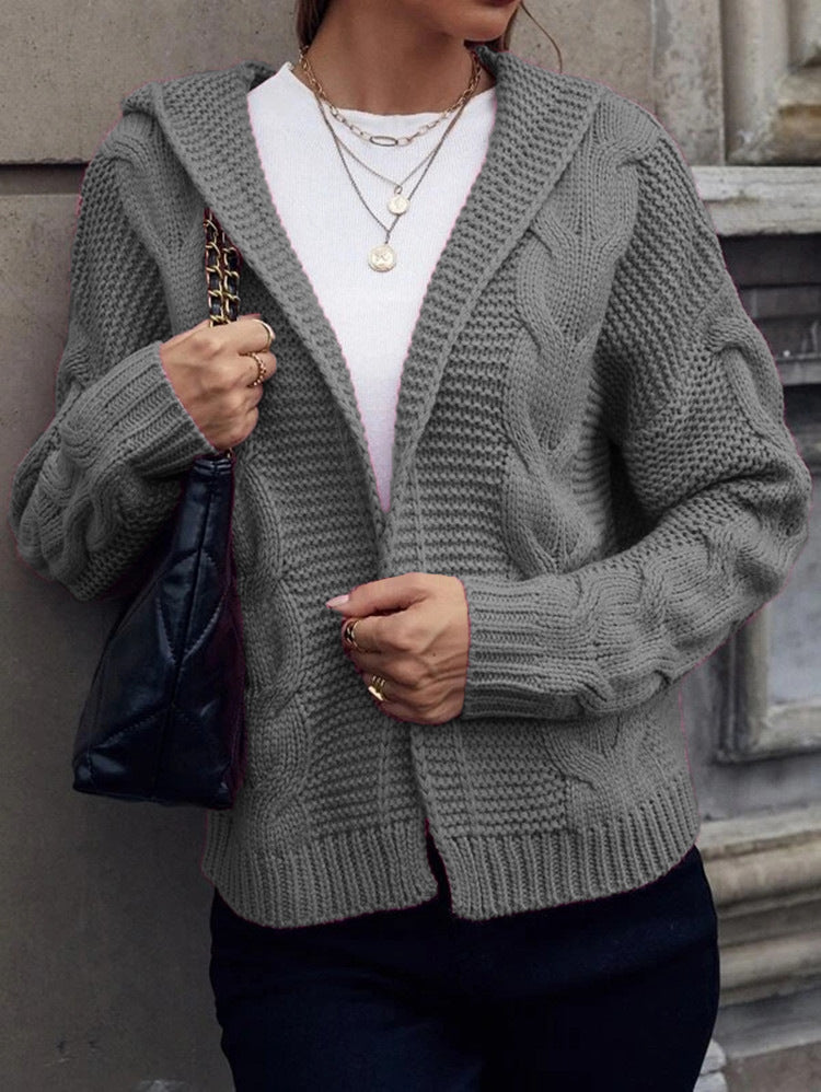 Damen Grobstrickjacke mit Kapuze und aufwendigem Zopfmuster Stalluxe