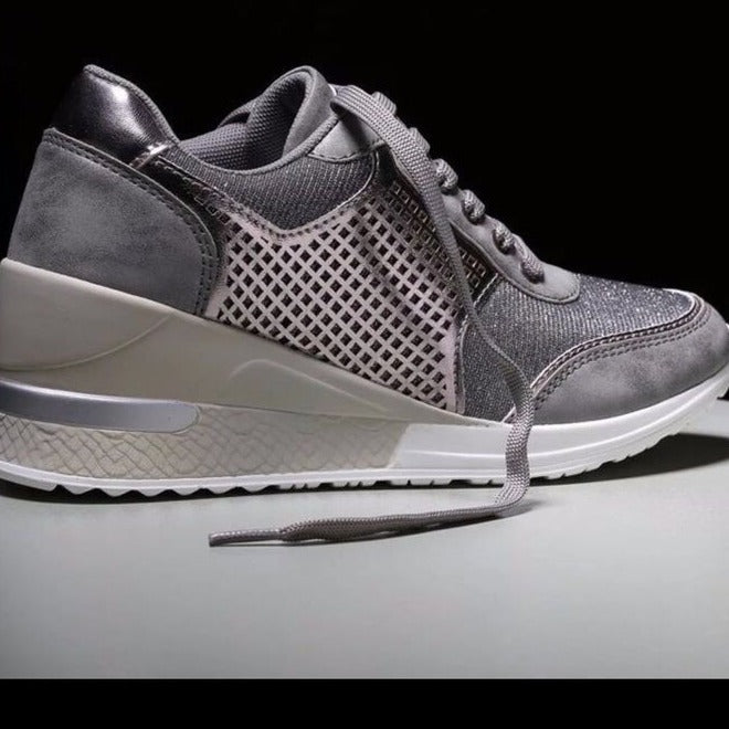 Damen modische Wedge-Sneaker mit stylishem Tiermuster und atmungsaktiver Oberfläche Stalluxe