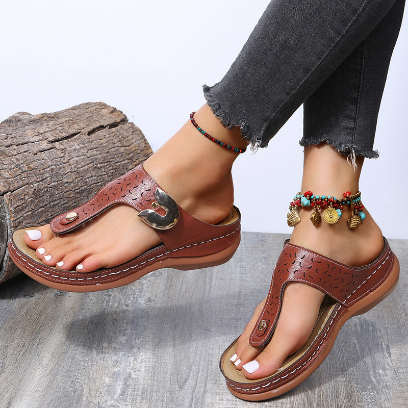 Damen Bequeme Zehentrenner-Sandalen mit verstellbarem Riemen und gepolsterter Sohle Stalluxe