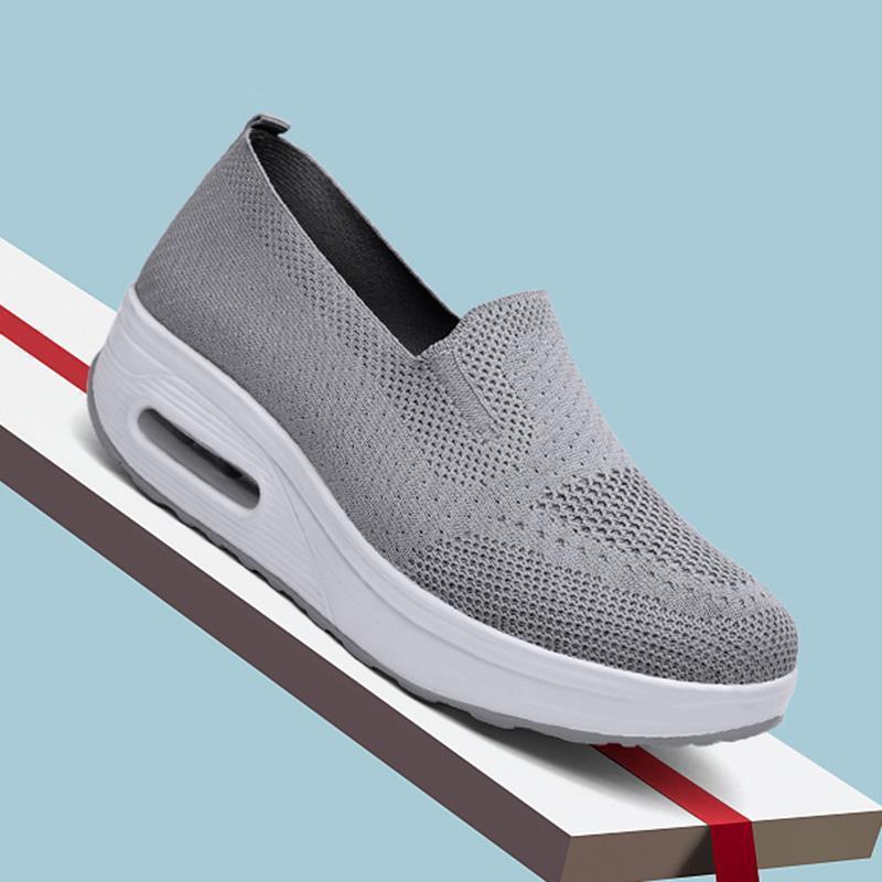 Damen Sportliche Slip-On Sneakers mit luftiger Mesh-Oberfläche und innovativer Dämpfung Stalluxe