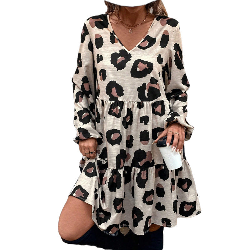 Damen Kleid im lässigen Leopardenmuster mit voluminösen Ärmeln und fließendem Schnitt Stalluxe