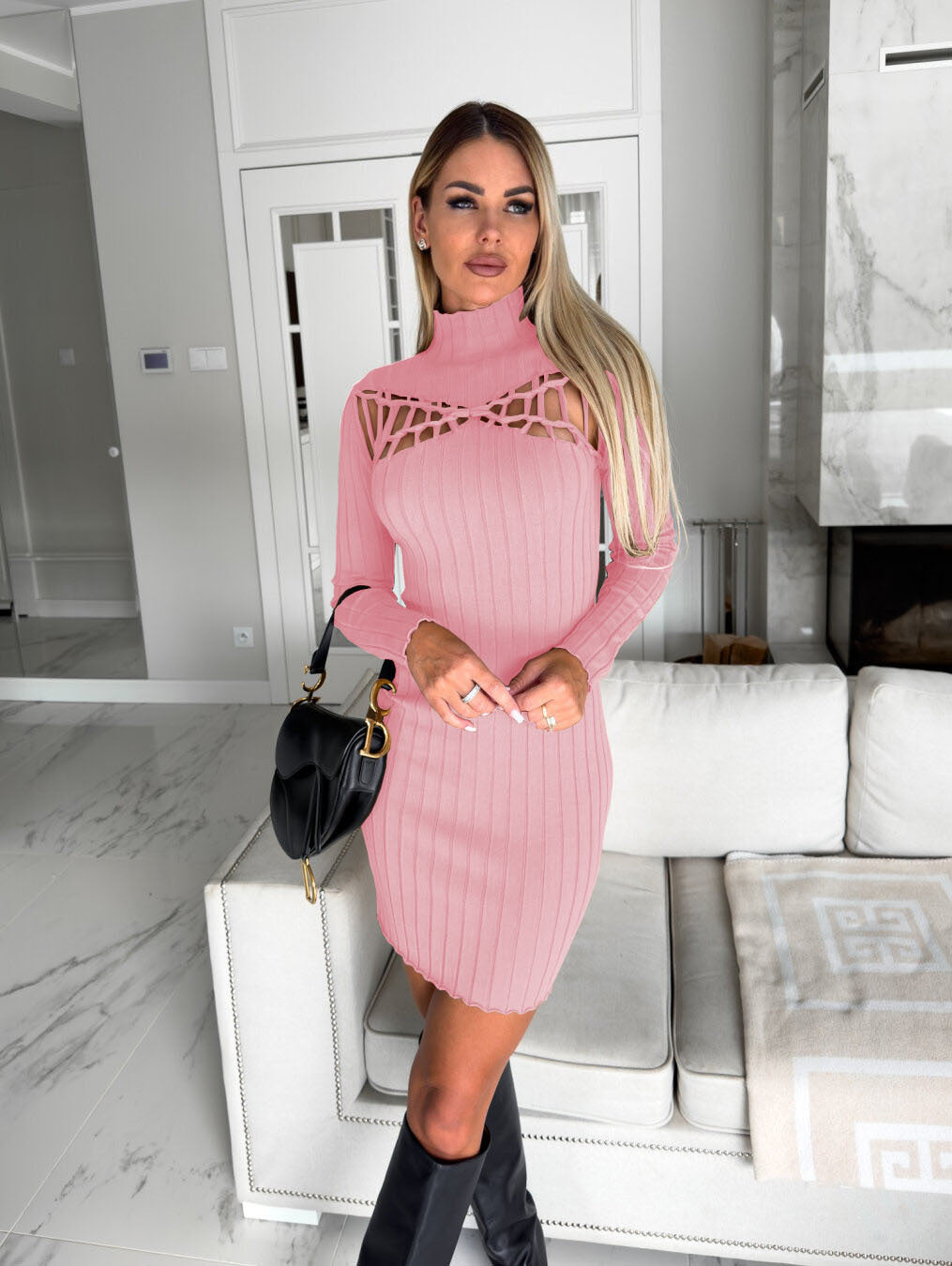 Damen figurbetontes Strickkleid mit markantem Ausschnitt Stalluxe