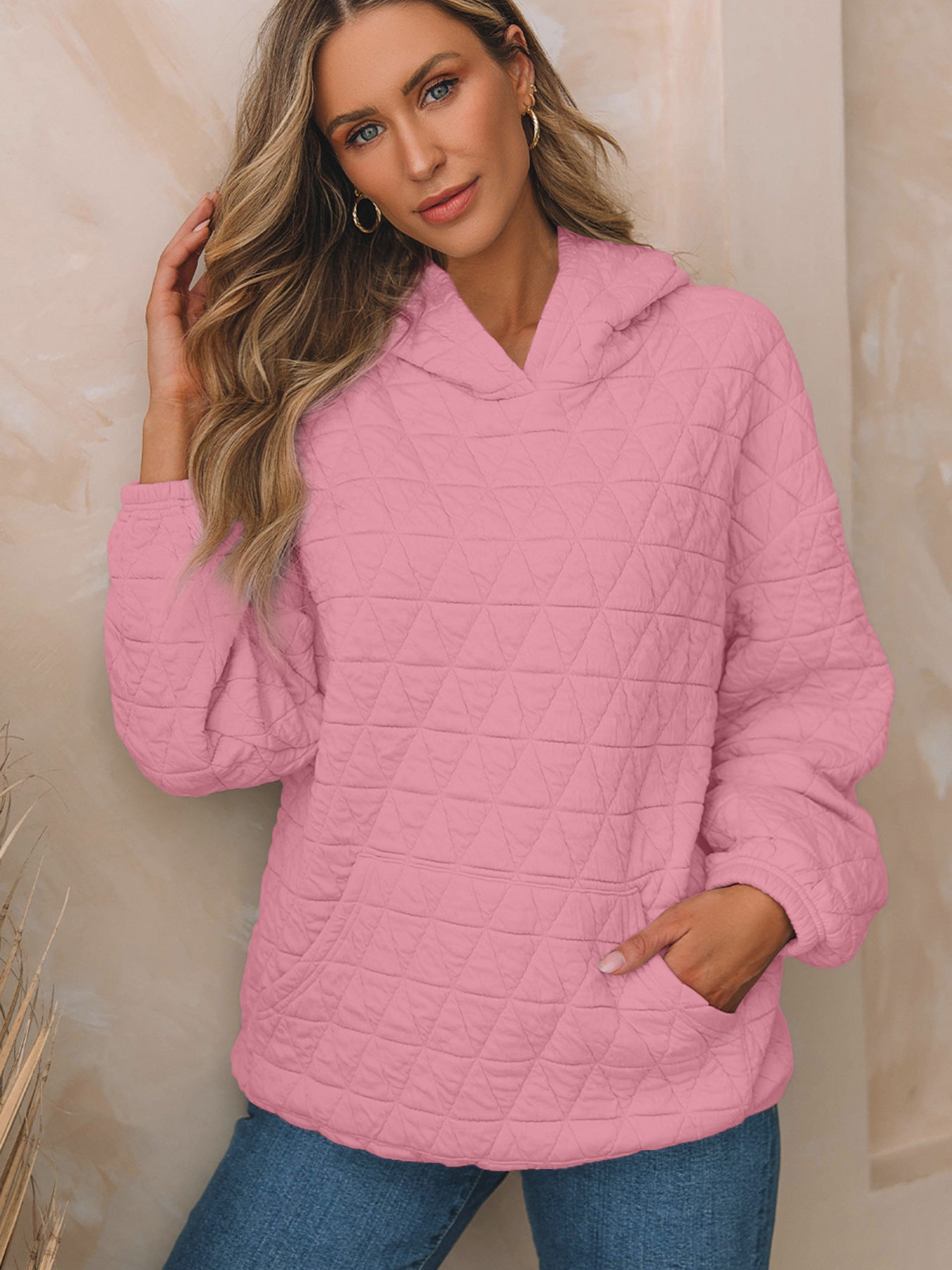 Damen gesteppter Kapuzenpullover mit oversized Schnitt und praktischen Taschen Stalluxe
