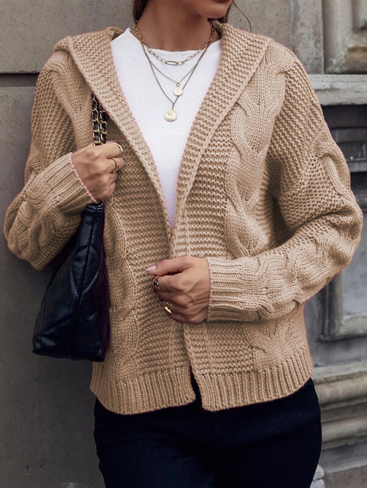 Damen Grobstrickjacke mit Kapuze und aufwendigem Zopfmuster Stalluxe