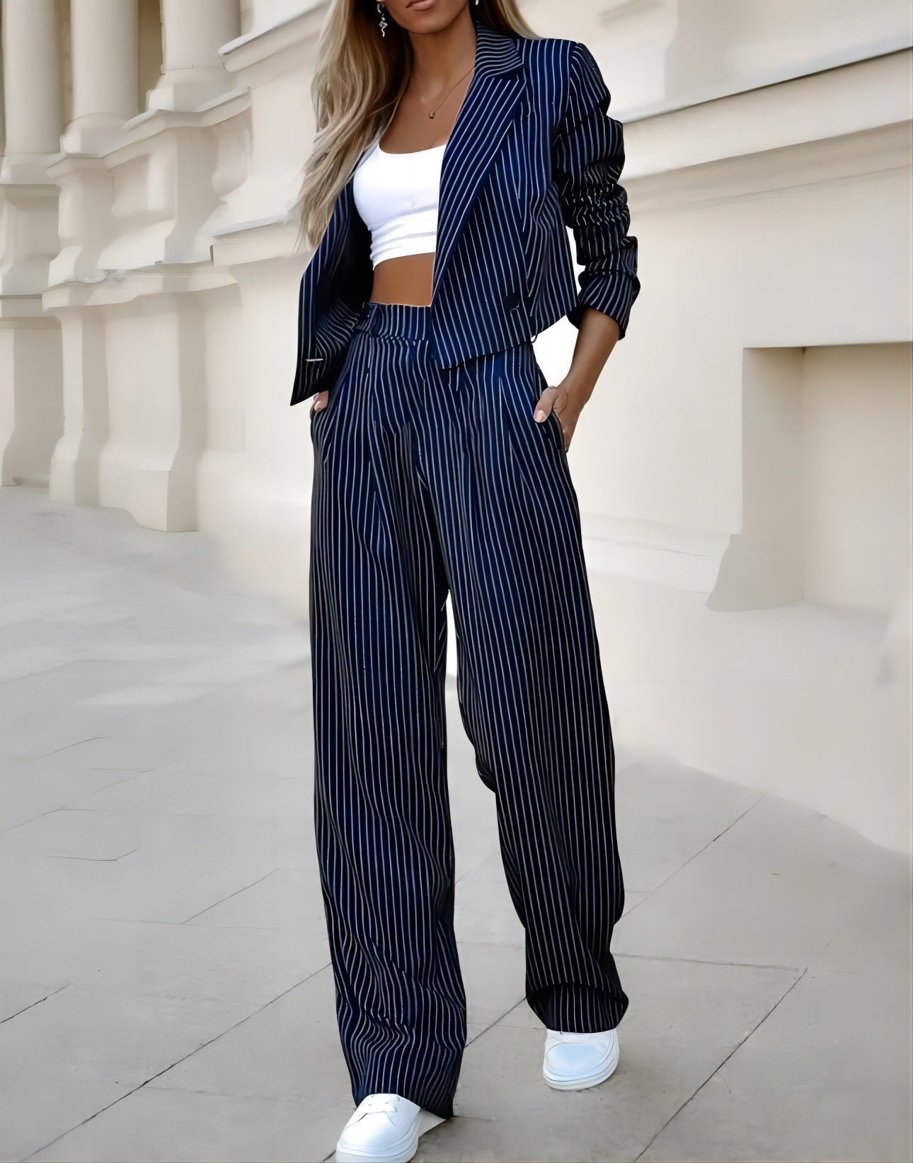 Damen modernes Blazer-Outfit mit weitem Schnitt und Streifenmuster Stalluxe