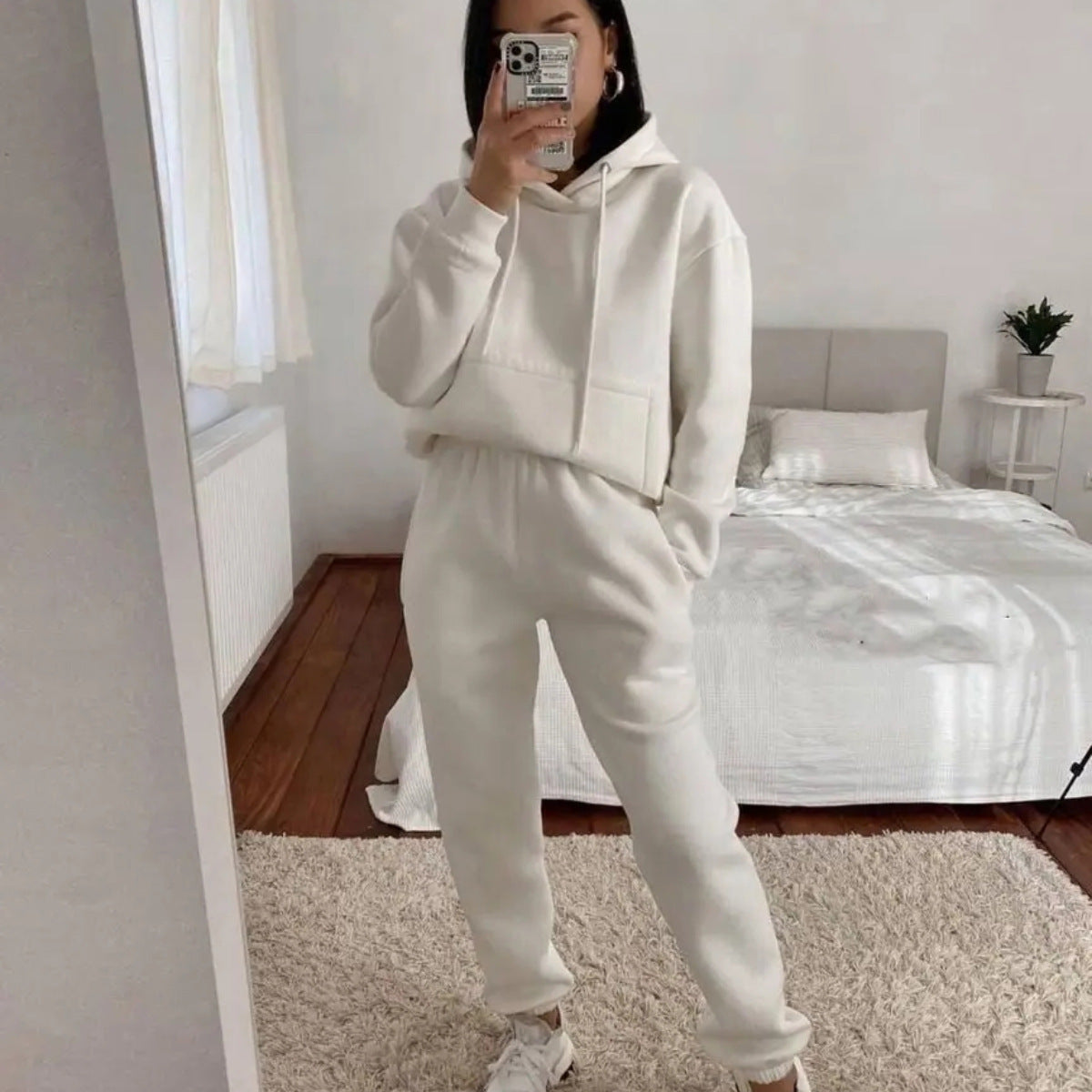 Damen lässiger Fleece-Sweatsuit mit cropped Hoodie und elastischer Hose Stalluxe